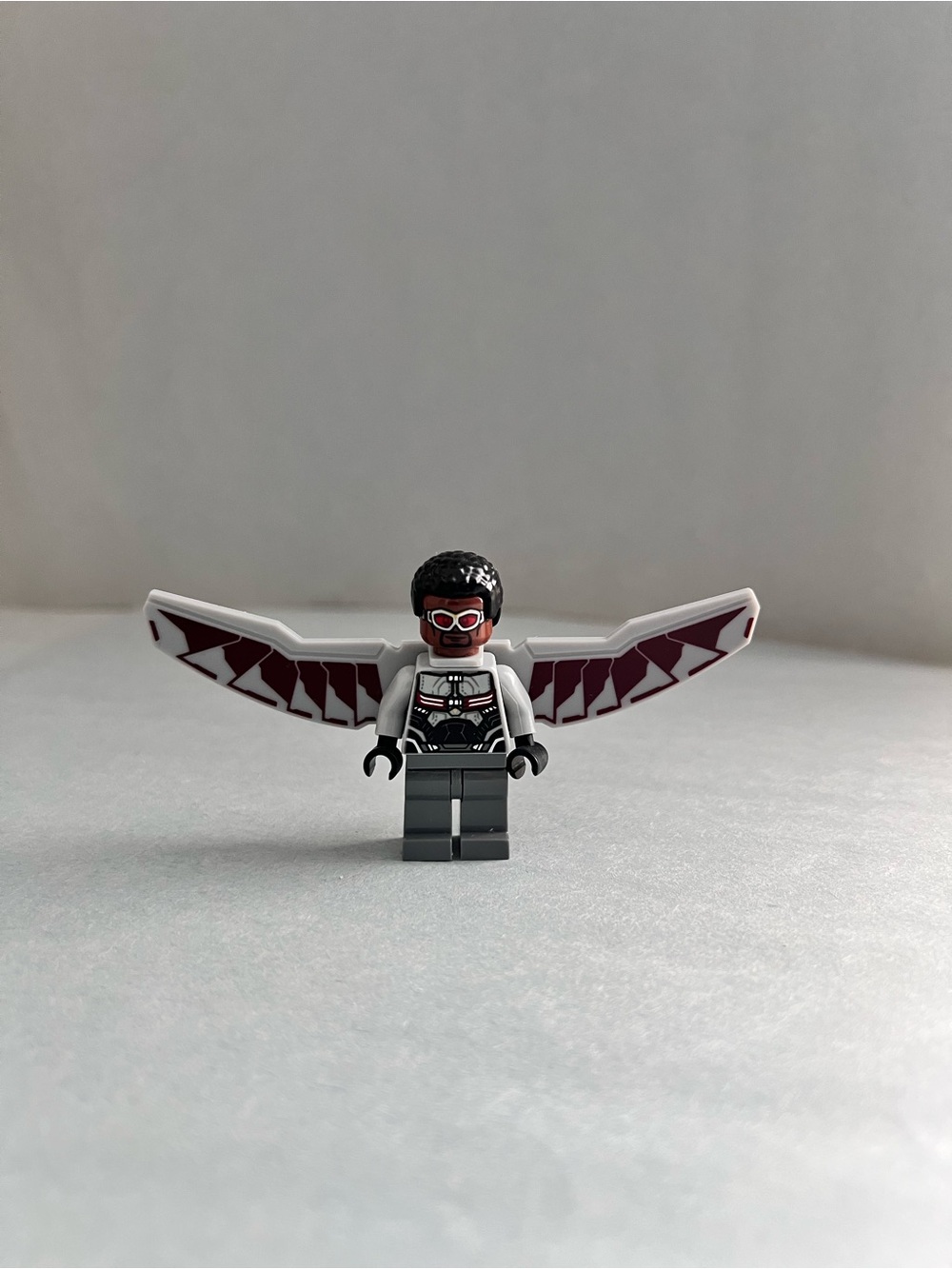 LEGO Marvel Super Heroes Falcon Minifigure